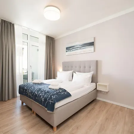 Modern With Sunny Loggia Apartman *