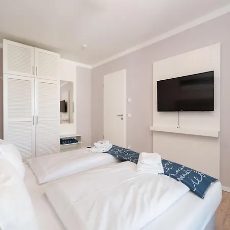 Apartman Modern With Sunny Loggia